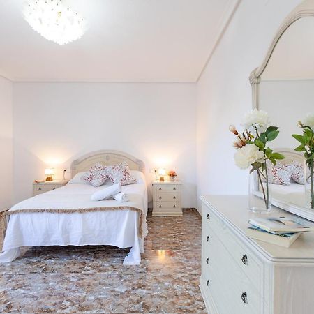 הוילה Tángel Fidalsa Grand White House מראה חיצוני תמונה