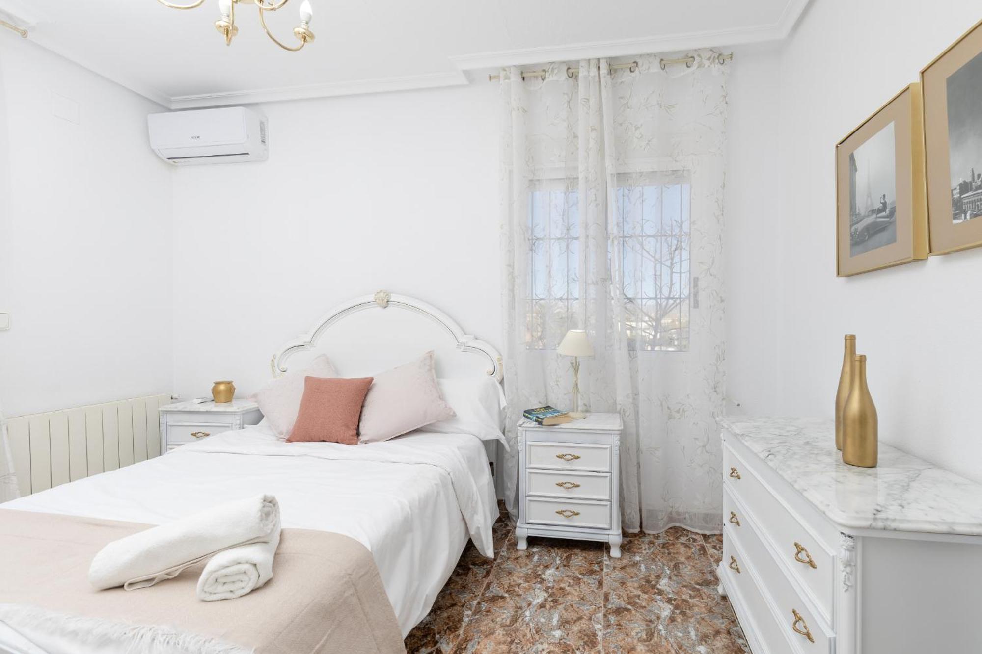 הוילה Tángel Fidalsa Grand White House מראה חיצוני תמונה